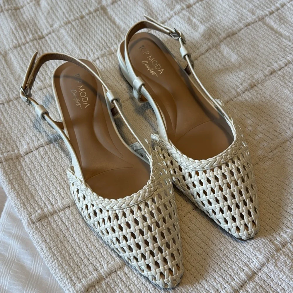 White Top Moda point toe heeled sandal - Picture 3 of 4